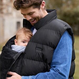 NWT Men's Baby Wearing Puffer Vest | S